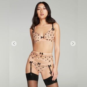Agent provocateur set